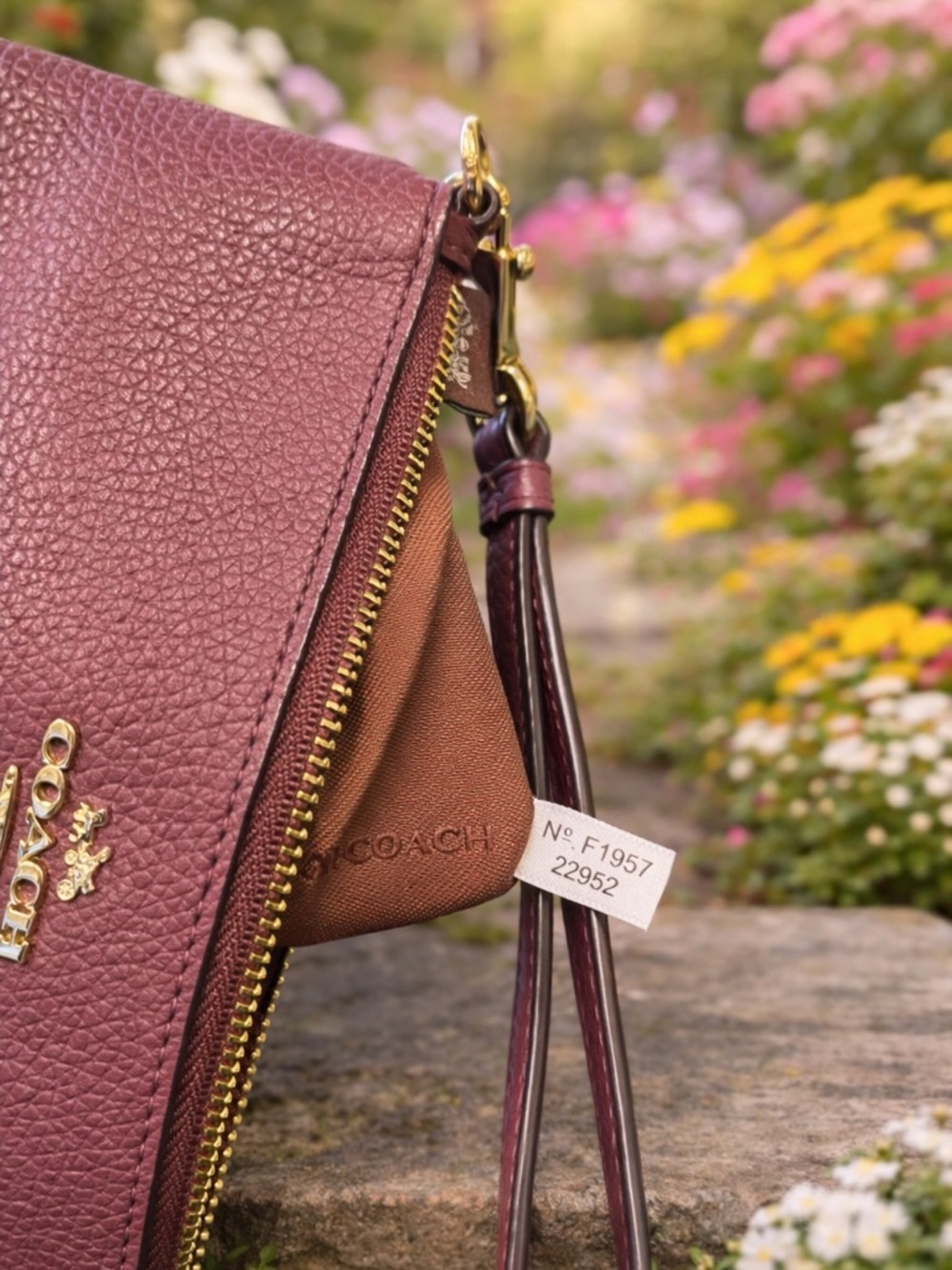 Coach Polished Pebbled Leather Zip Top Wristlet Vintage Mauve EUC - Picture 6 of 6